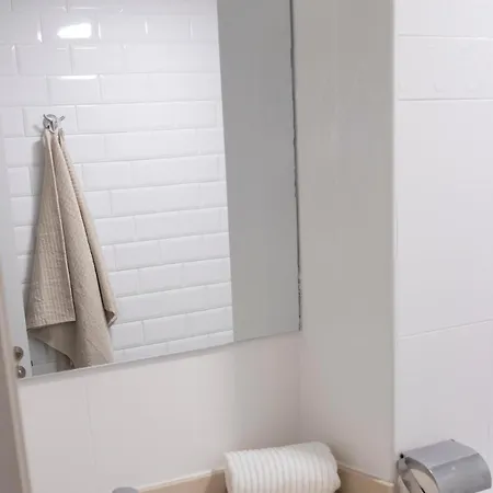 Atlantic Garden & Surf 165 Apartment