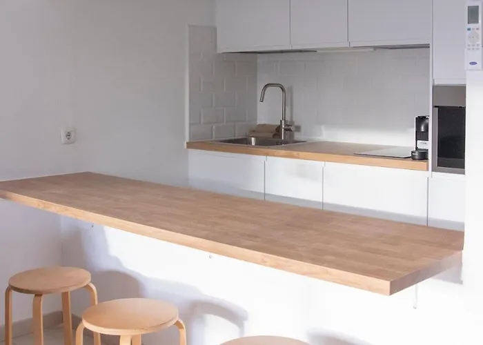 Atlantic Garden & Surf 165